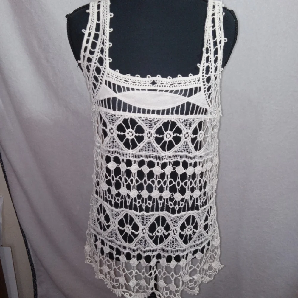 Maurices Cream Crochet Lace Top Size M